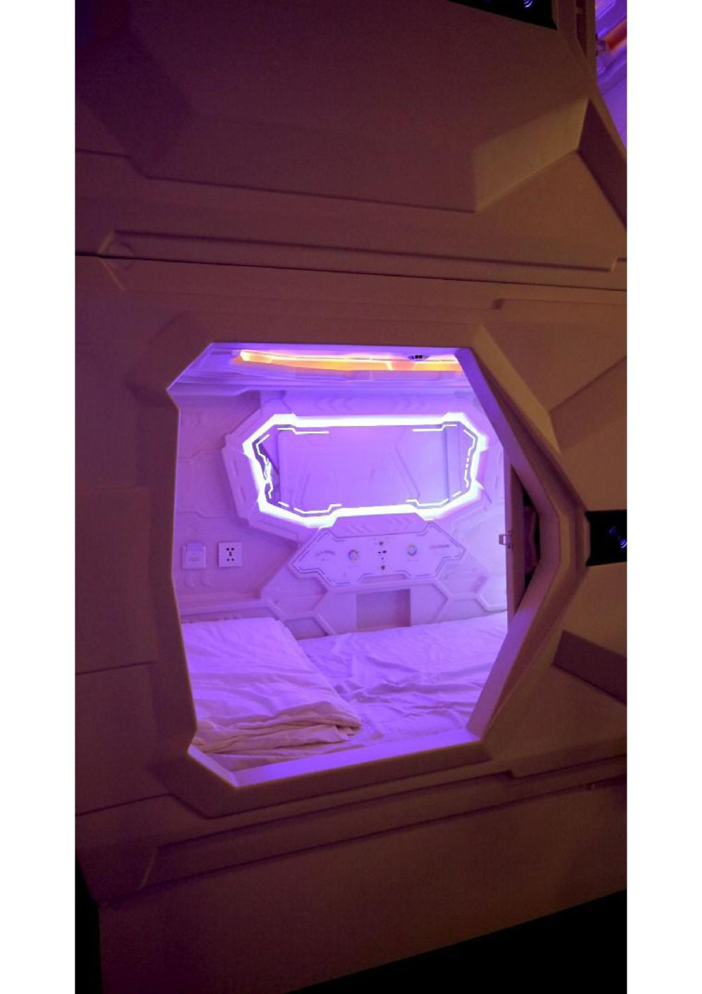 Blr Pods Hotel Bangalore Eksteriør billede